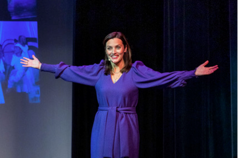 Theatershow ‘Je hemel op aarde leven’ – Irma van Herwaarden