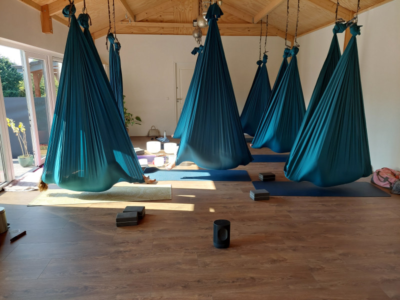 Workshop Aerial Yoga Restore & Renew met Soundhealing