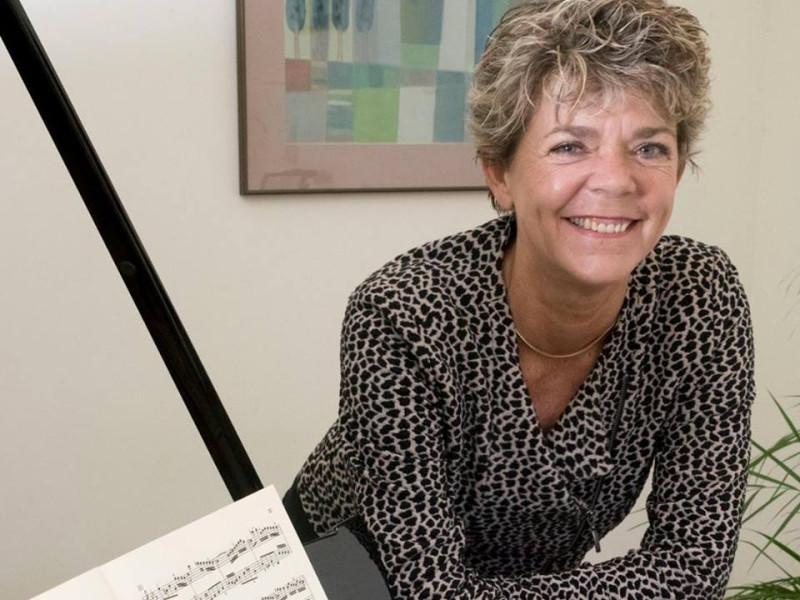 Yin yoga met live pianomuziek - Live muziek, Ligconcert