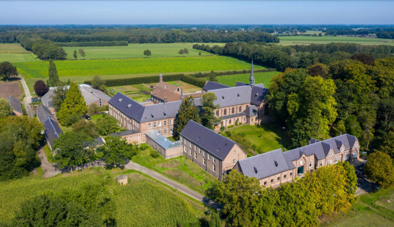 Stilte yoga weekend- Klooster Diepenveen (VOL)