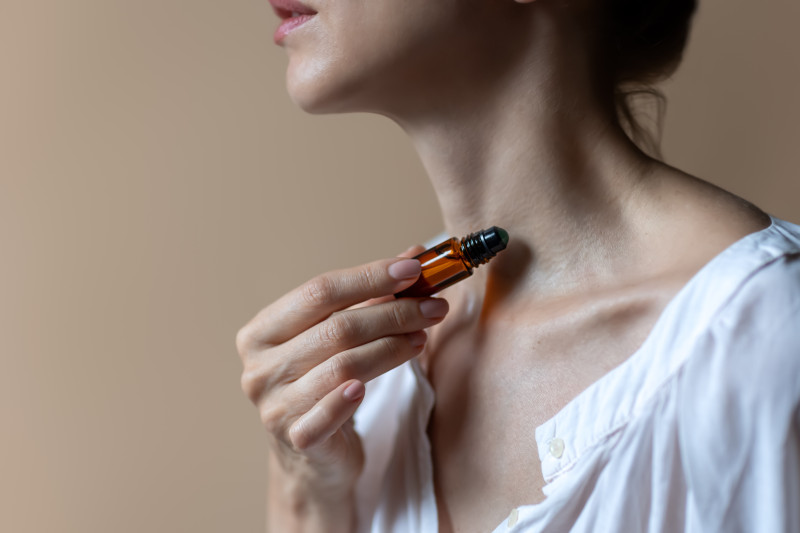 Creëer jouw eigen natuurlijke parfumroller & Botanical Scent Bar 