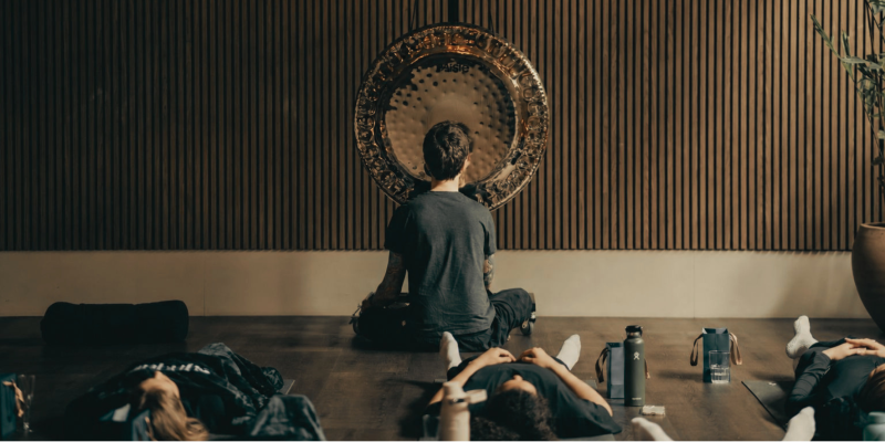 𝗦𝗣𝗘𝗖𝗜𝗔𝗟: YIN & SOUND XL - Guérison par le son, Yoga, Massage