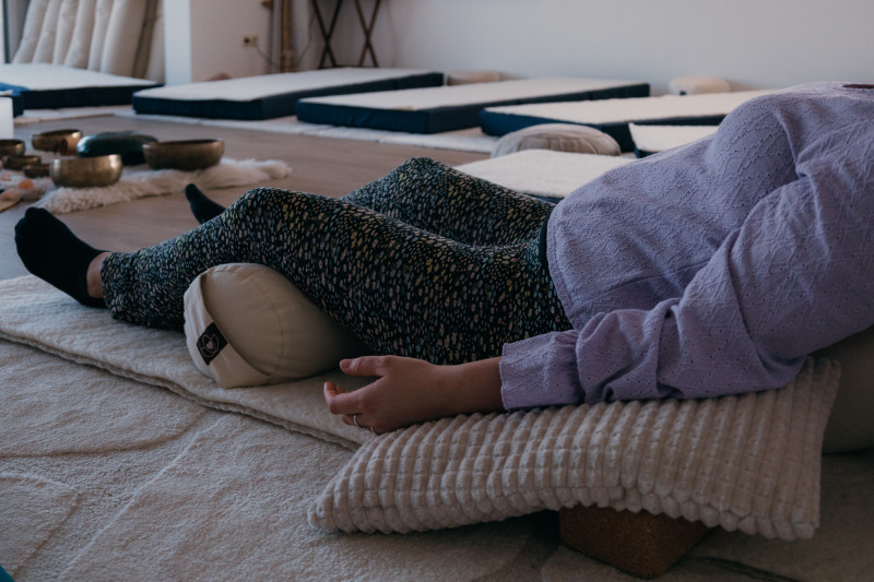 Restorative yoga lessen