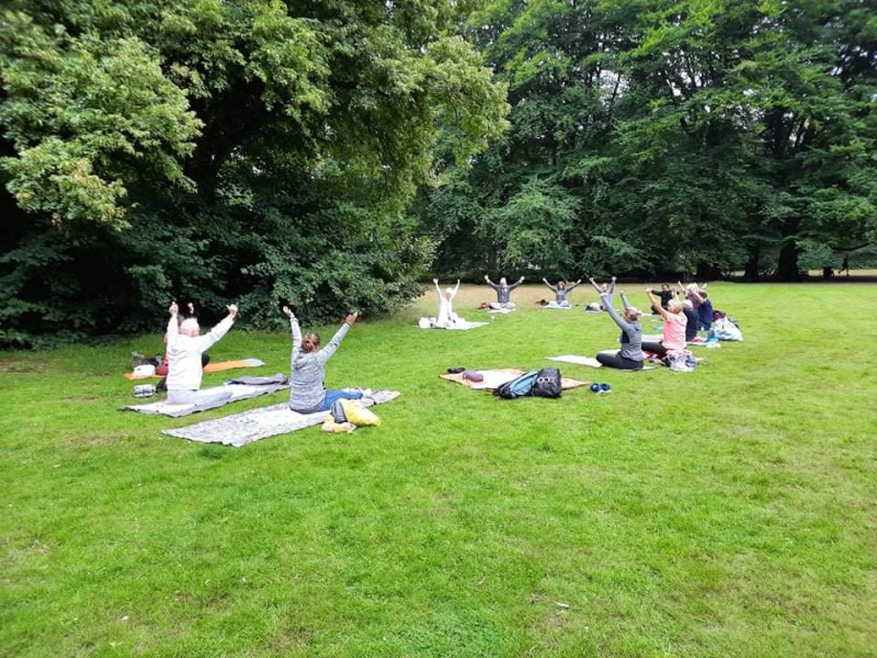 Kundalini Yogales Hybride Eindhoven Lukas en Sabh Aannd Kaur
