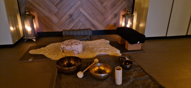 Restorative yoga & yoga Nidra