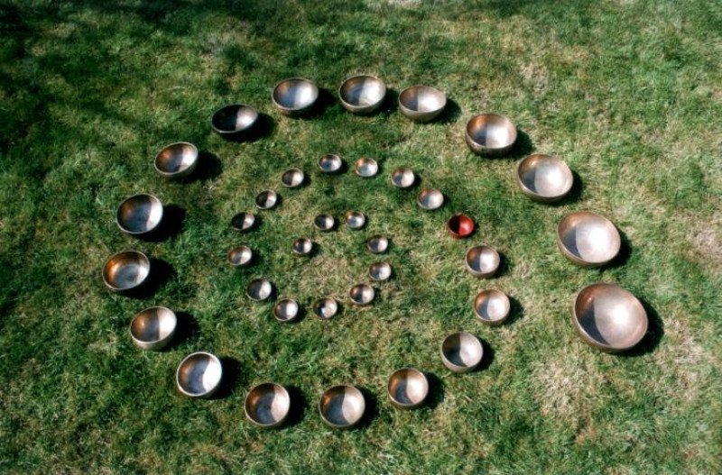 Soundbath in de natuur, met Nienke de Heer