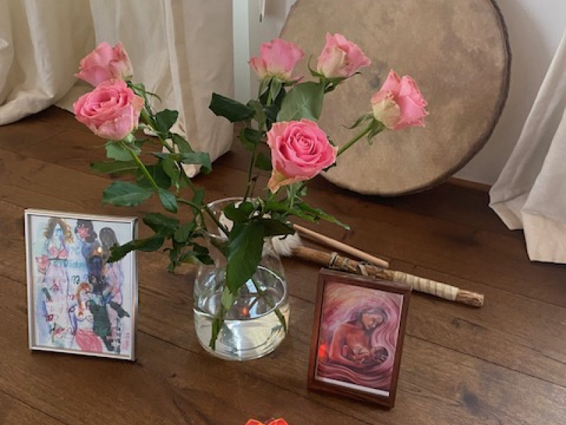 Rite of the Womb - vrouwencirkel & wombhealing