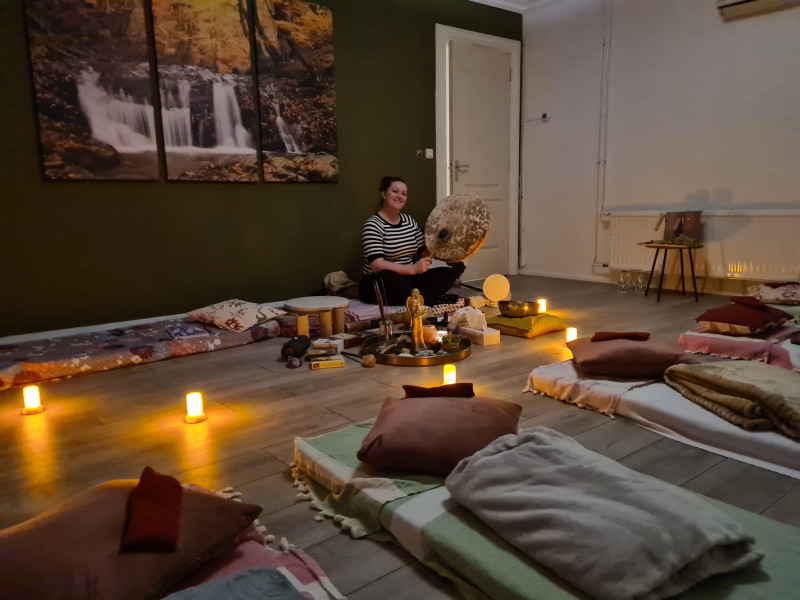 Shamanic Music & Breathwork (Live drumming and Mantras) WOLVEGA