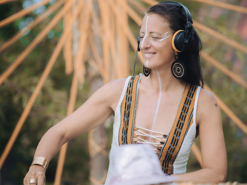 Ecstatic Dance Gent ∞ Dj HEIDI ∞ Zaal Fabrika