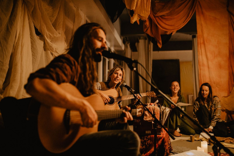 VOCAL FREE FLOW & SACRED SONGS met Elias & Lian