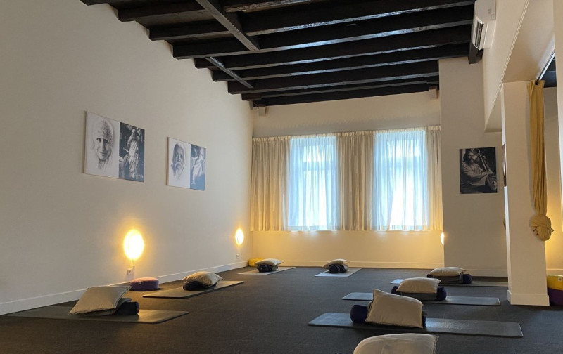 Zondagochtend Yoga & Meditatie - Yoga, Meditación