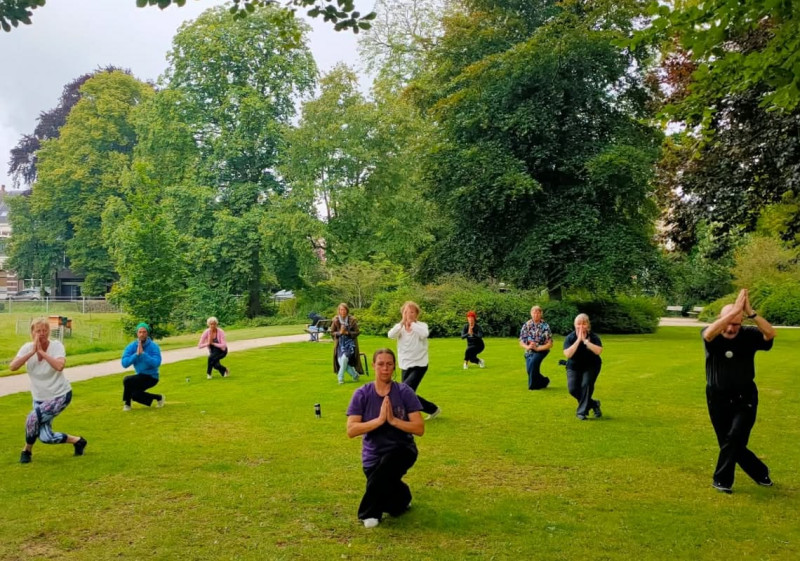Yi Jin Jing Qigong