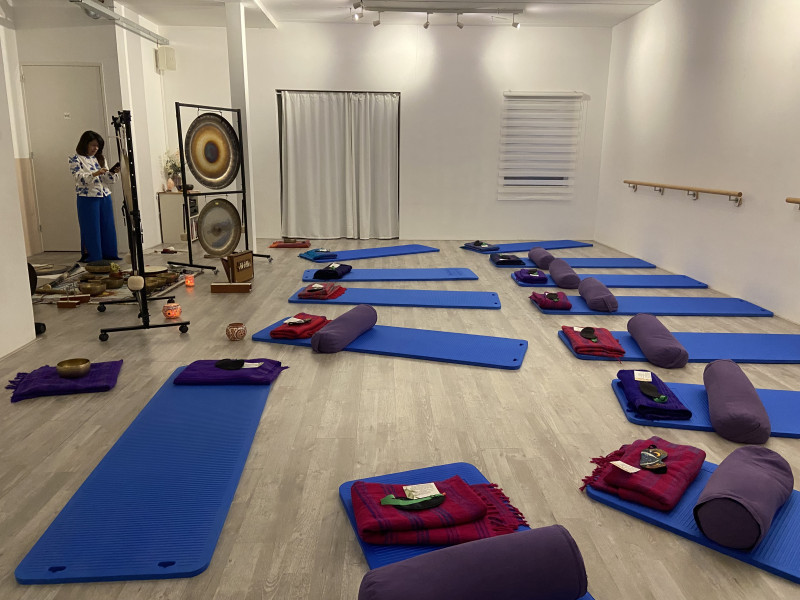 Gong Bath Sound Healing Hoofddorp - Baño de sonido, Viaje sonoro, Concierto tumbado