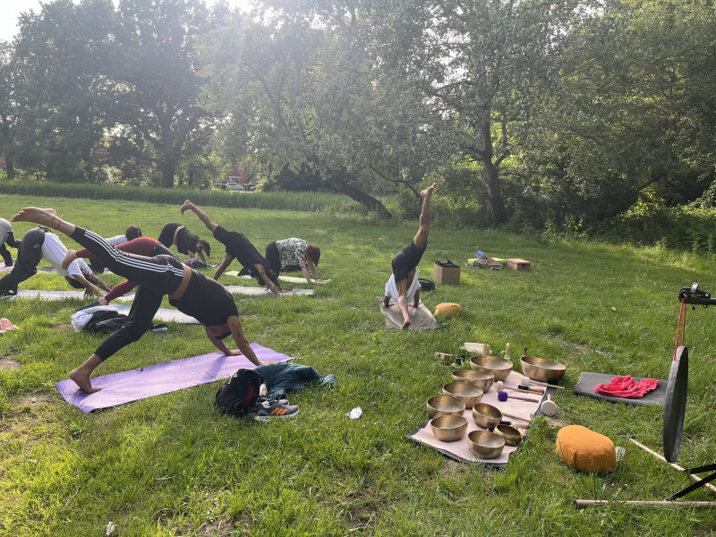 Yoga & Sound Healing sessie @ Noorderpark. - Yoga, Soundhealing