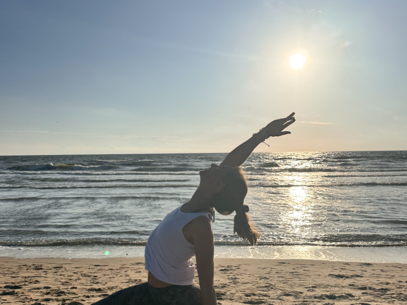 Strandyoga met Nikita - Yoga, Méditation
