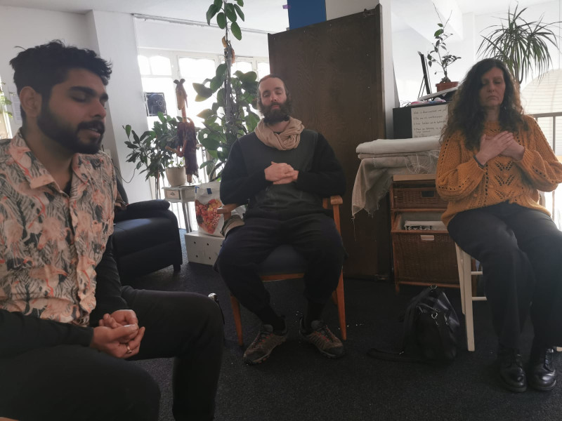 Resonate, Heal & Connect