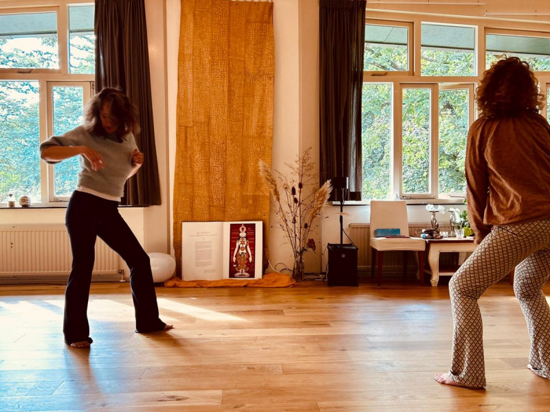 Dance into Being - Danza libre, Desarrollo espiritual, Meditación