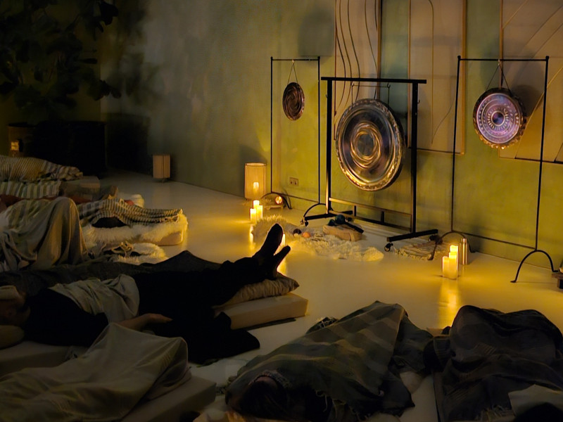 Gong, Ground and Supper. Grotta Sonora gongbath, cacao ceremony & soup