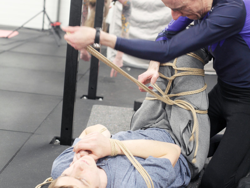 [DEC] Queertied Peer Rope w/ beginner workshop