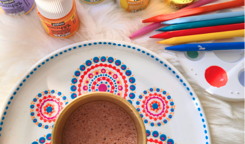 Bloom, create & cacao | Stippen op porcelein