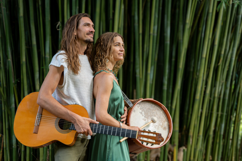 Sun In Your Heart Sonic Medicine Concert - Lulu & Mischka, Australië  - Zangcirkel, Mantra zingen, Kirtan