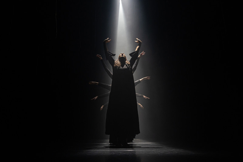 La Dame En Noir – een rituele beleving in het theater - Ritual, Sound Journey-Soundbath, Performance