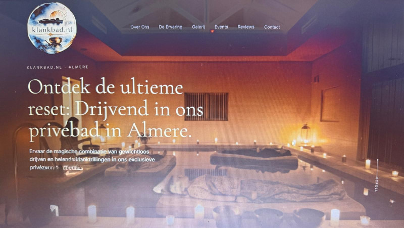 Klankbad, klankschalen, Klankreis en soundhealing in een privé zwembad