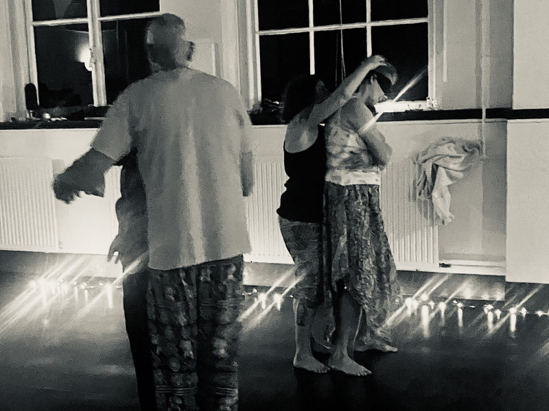 Tantric dance - Tantric Dance, Tantra, Dansen in verbinding