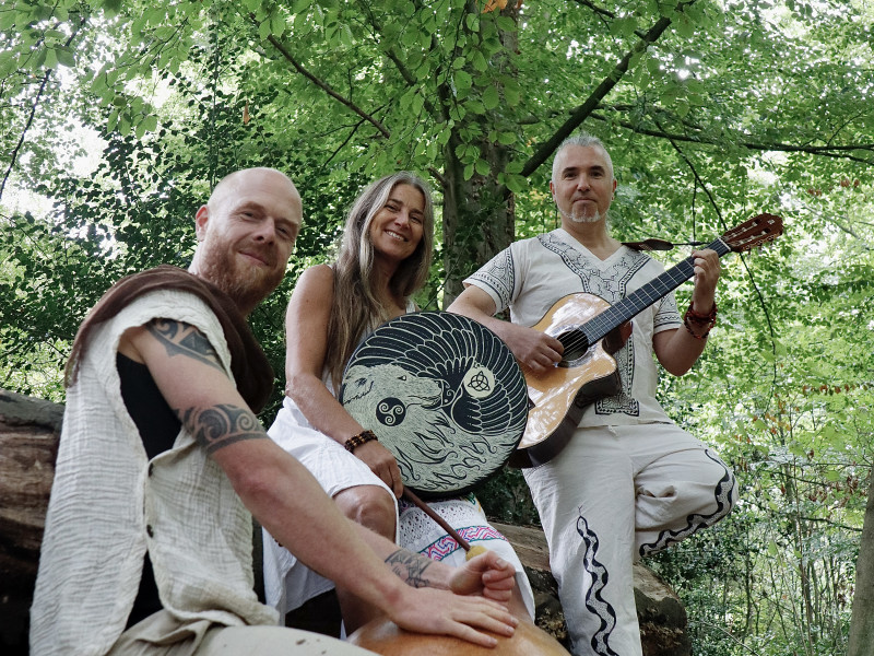 THE WHITE ARROW - Ceremonial concert 'Calling the Plants'
