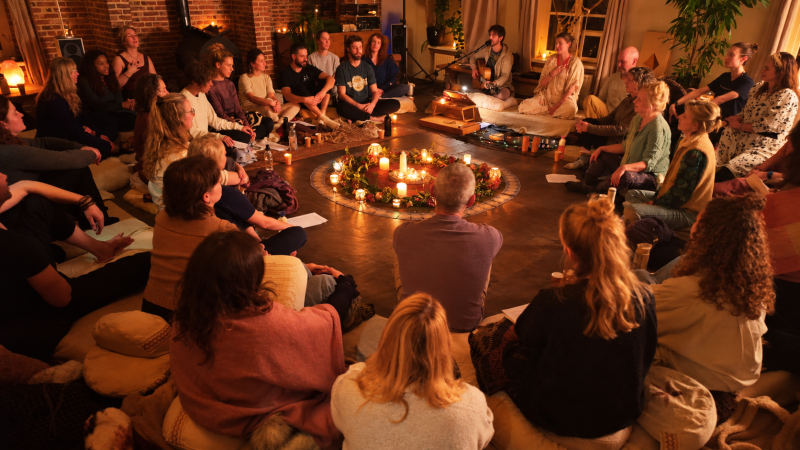 Volle Maan Cacao Ceremonie met Mantra Singing Circle