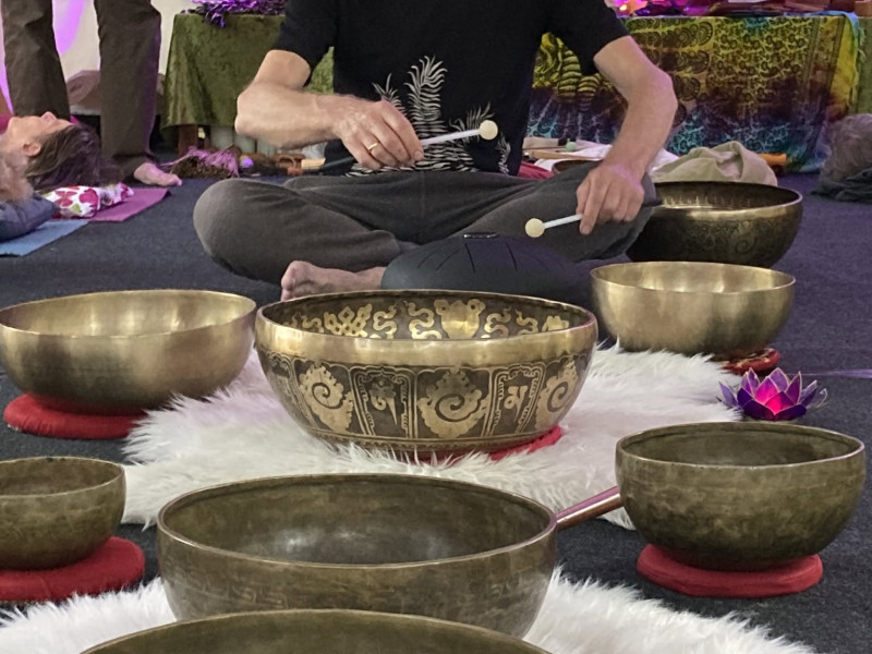 Klankreis / sound(f)healing  ~ VOLGEBOEKT
