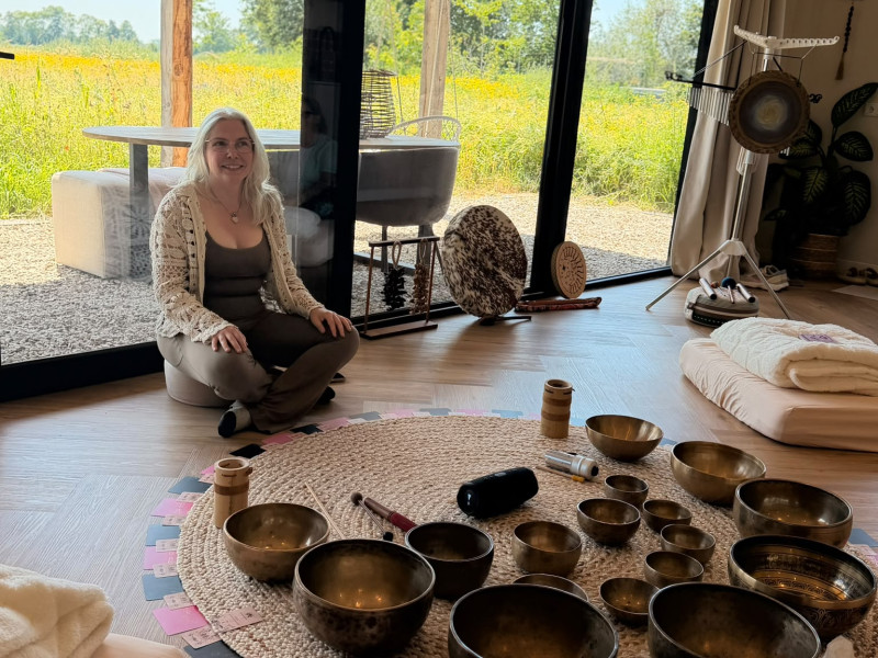 Bloom in volle zachtheid | een middag met klank & adem
