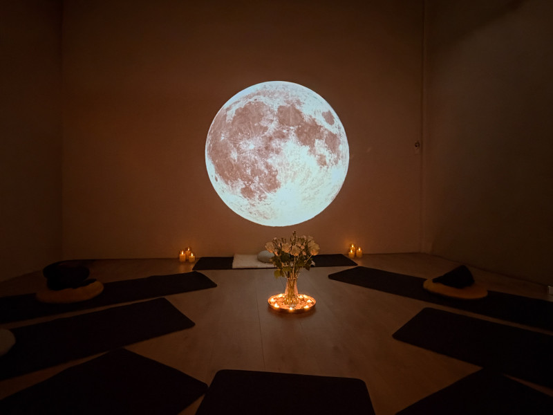 Full Moon Integration / Trauma-Informed Ceremony / Therapist-led