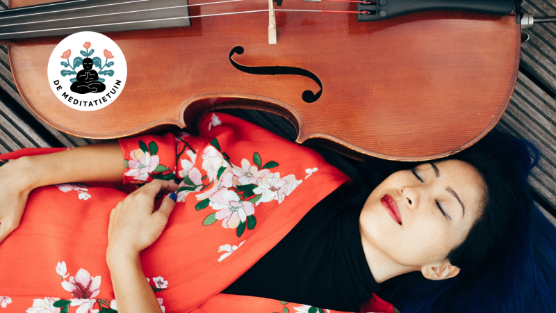 Cello Meditation - waxing gibbous moon | The Wong Janice