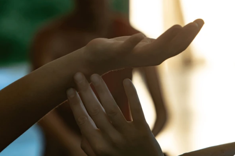 Blindfolded contact improvisation JAM - Contact Improvisatie, Intuitive Dance, Lichaamswerk