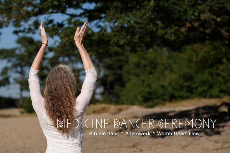 Medicine Dance[R] Ceremony - Shamanic dance, Ritual Dance, Vrouwencirkels