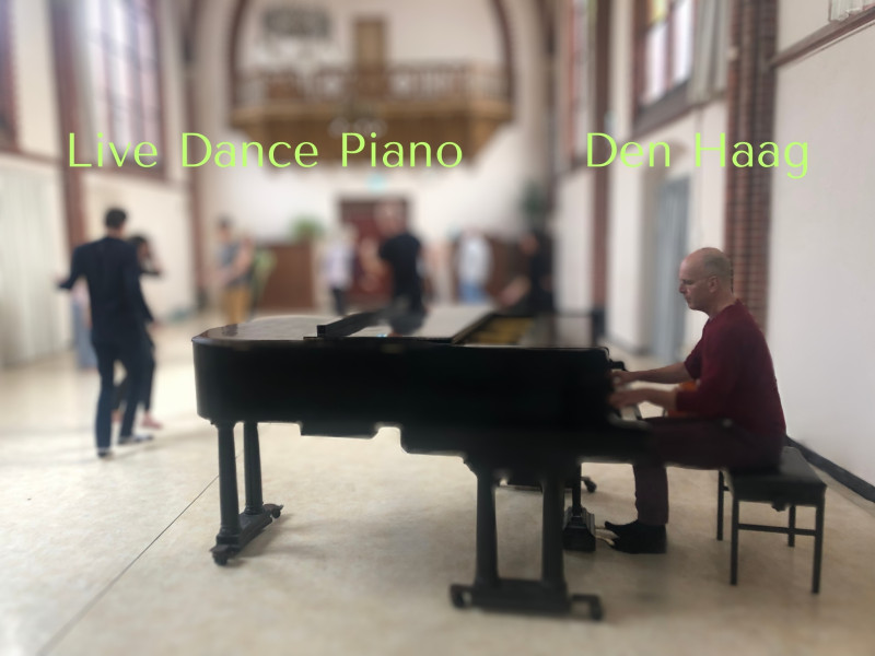 Live Dance Piano Den Haag - Free Dance, Conscious Dance, Dance Improvisation