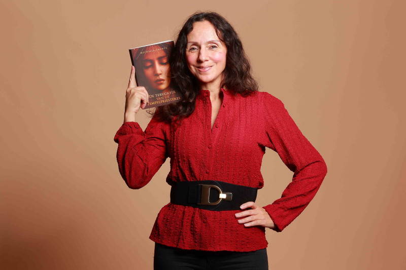 De Terugkeer Van De Tempelpriesteres