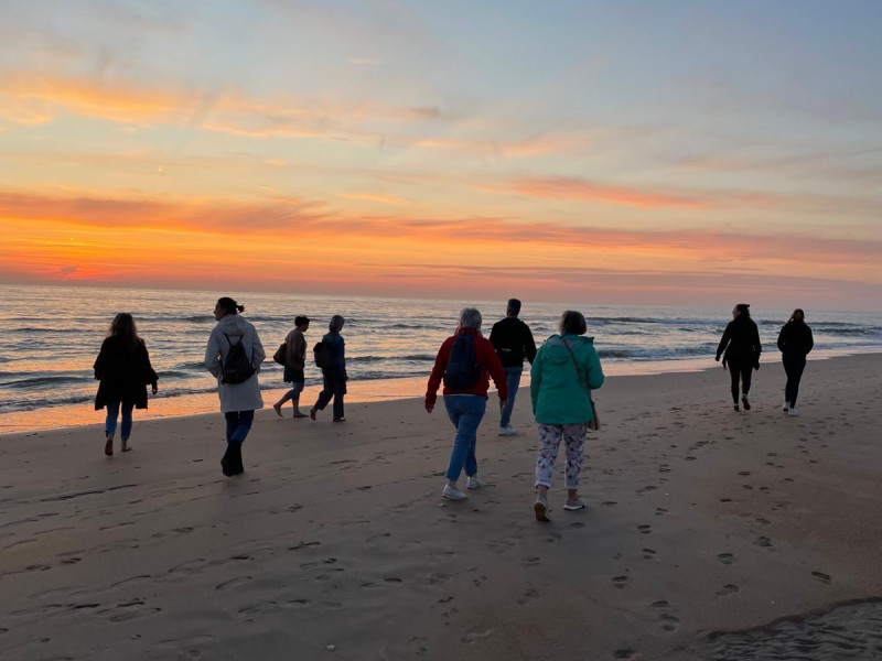 Volle Maan strandwandeling en yoga  - Senderismo, Yoga, Desarrollo espiritual
