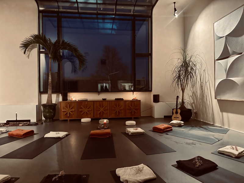 Connected Breath Circle & Microdose - Breath Circle, Breathwork