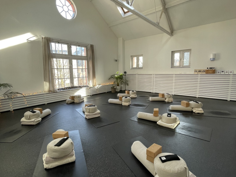 Yin Flow, Cacao and Sound Journey 6 juli 2025