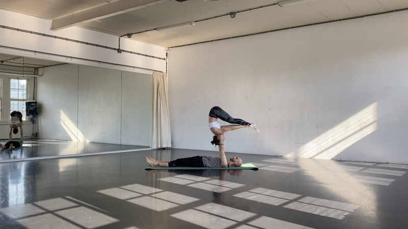 Catch the acroyoga virus #11 | Weekly classes