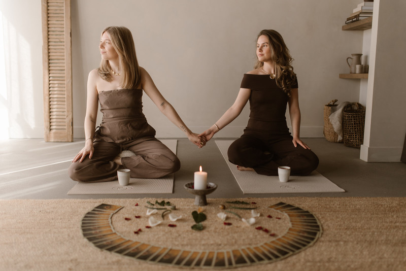 ŌJAS - vertragen & verbinden