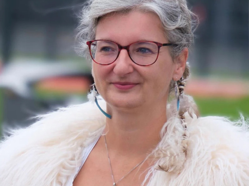 Moeder Aarde, Ceremonie (Zondag )