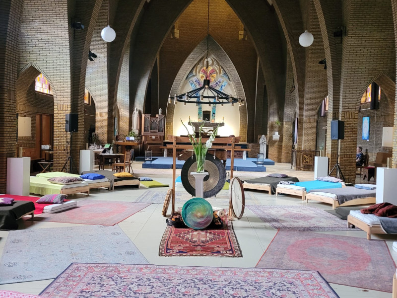 Zomerse Klank(lig)reis maandag 21 augustus: "Apotheose" - Klankbad, Klankreis, Ligconcert