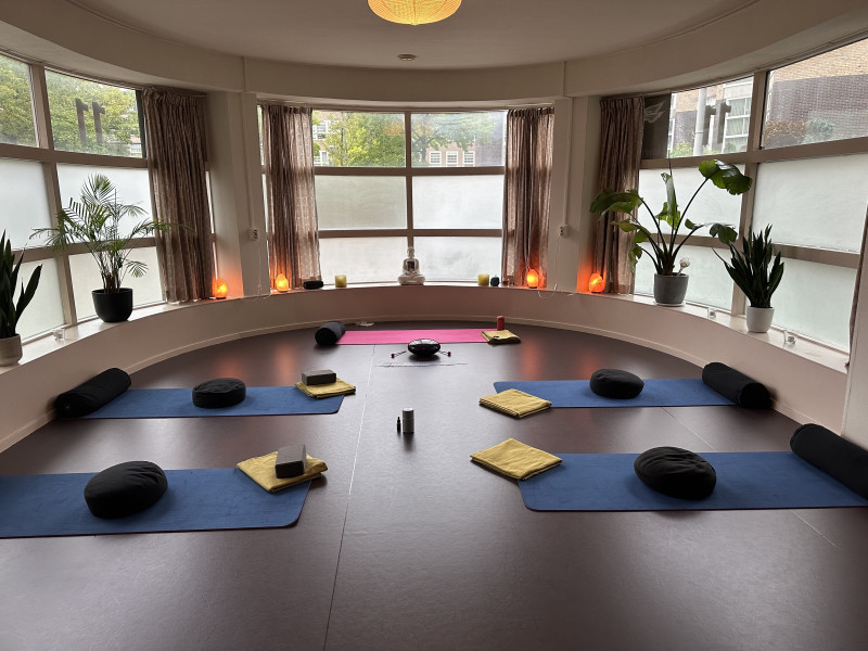 Yin Yoga & Prana Shakti: KundalYin Fusion