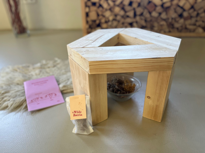 Make your own yoni steam!