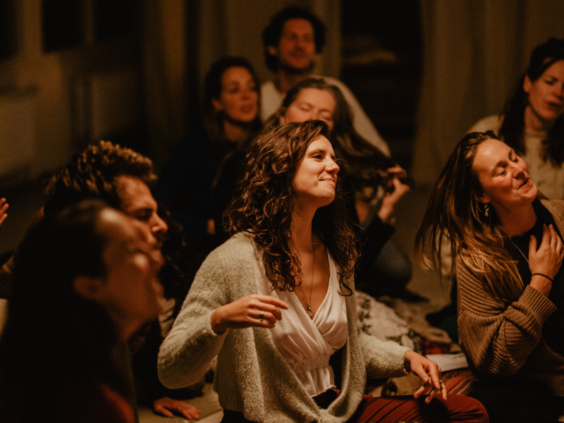 VOCAL FREE FLOW & SACRED SONGS special edition with GUEST MUSICIANS