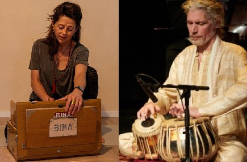Buiten mantra's zingen, achter Huis van Hilde  - Mantra zingen, Kirtan, Zangcirkel