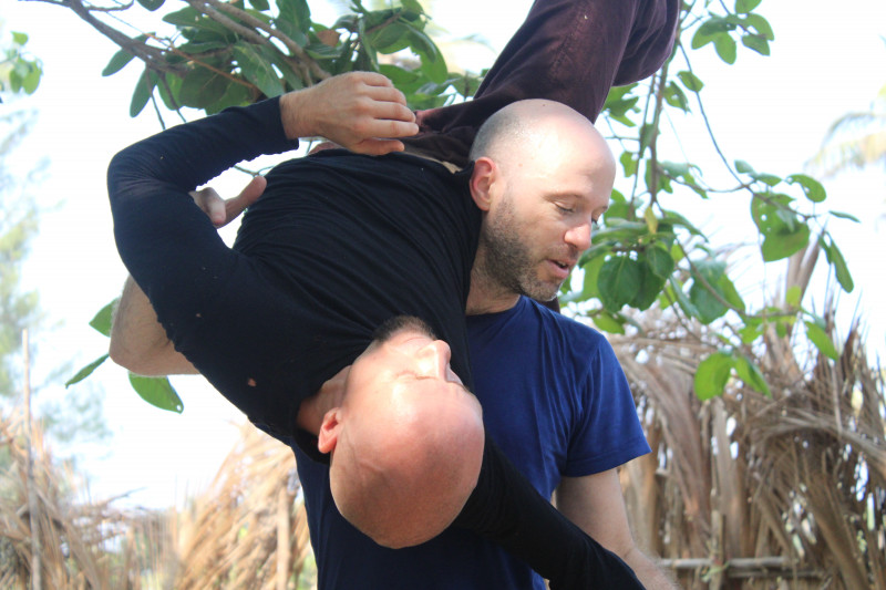 FLY LIKE A BIRD/LAND LIKE A CAT - 5 DAY CONTACT IMPROVISATION WORKSHOP